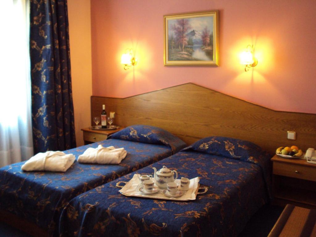 Astoria Hotel Traditional Komotini Ruang foto