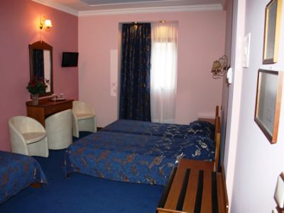Astoria Hotel Traditional Komotini Bagian luar foto